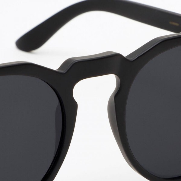 HAWKERS Carbon Black - Dark Warwick 