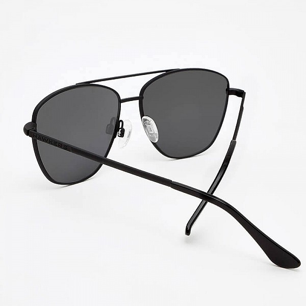 HAWKERS Black - Dark LAX HAWKERS Black - Dark LAX