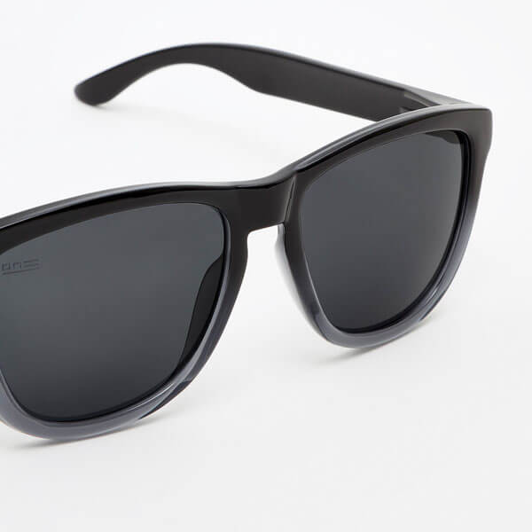 HAWKERS  Fusion Dark one  TR18  - Polarized