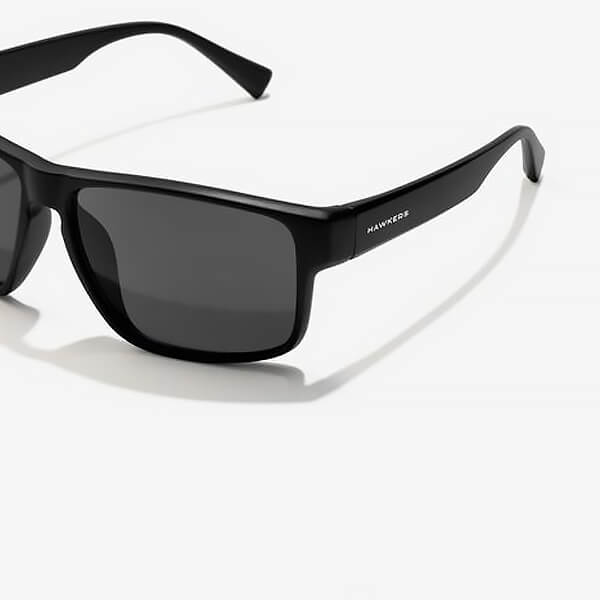 HAWKERS Black Dark Faster Polarized