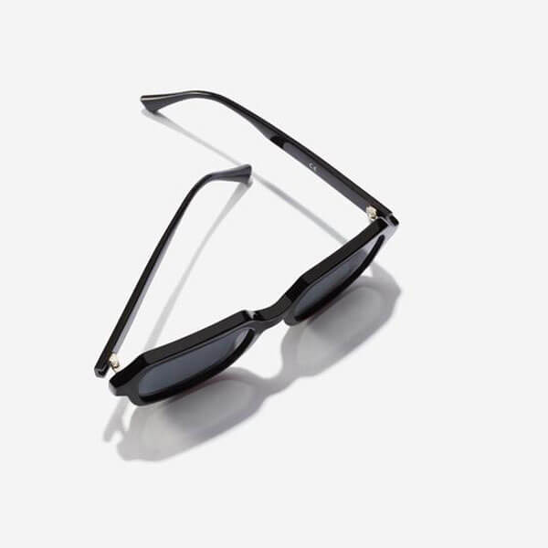 HAWKERS Black Dark Minimal 