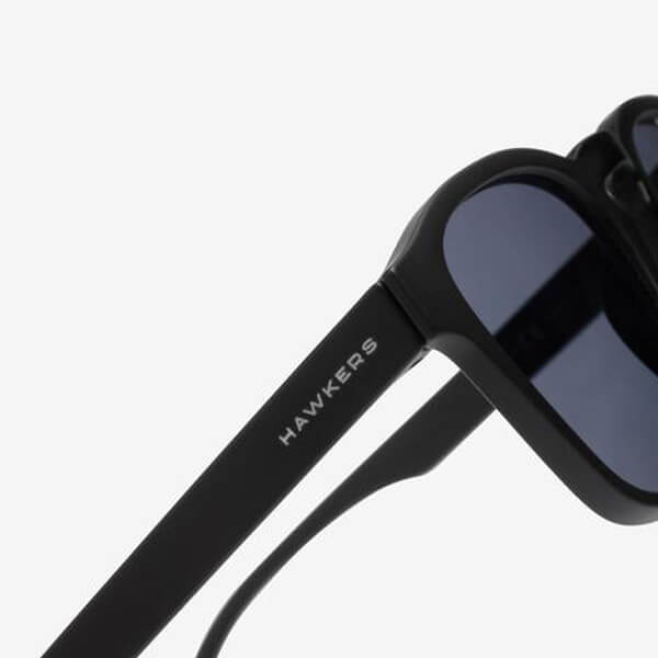 HAWKERS Black Classy Polarized Premium 
