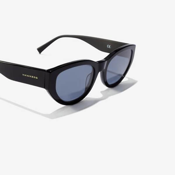 HAWKERS Black Dark Petite