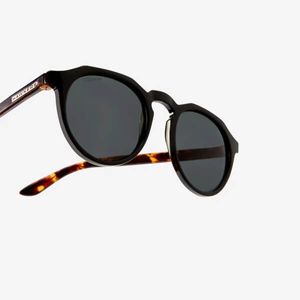 HAWKERS Warwick X Dark Carey - Polarized HAWKERS Warwick X Dark Carey - Polarized