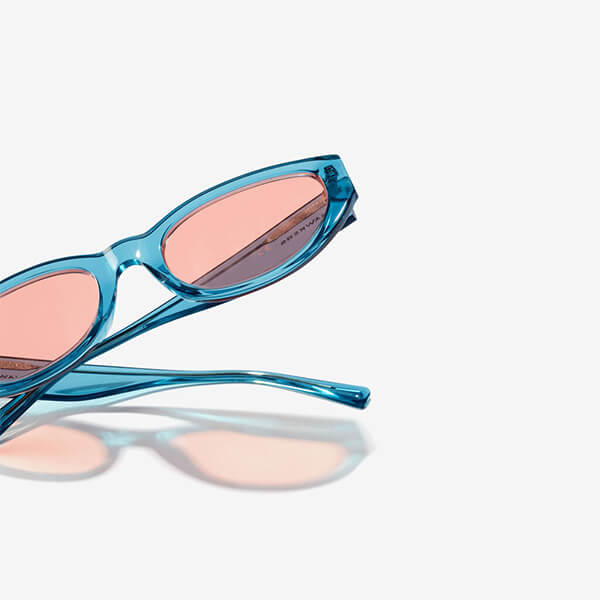 HAWKERS Ocean Petite