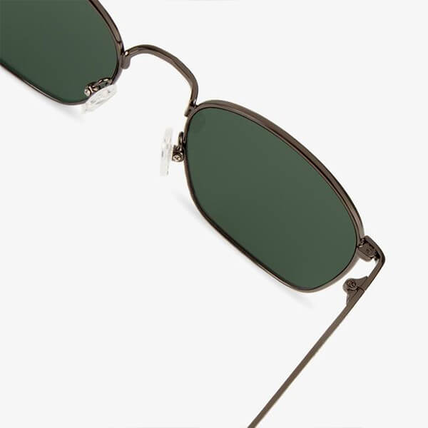 D.Franklin Classic Square Gunmetal  DFKSUN0444