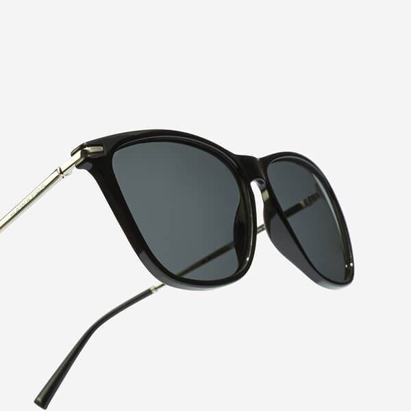 HAWKERS Crosswalk One Polarized Black