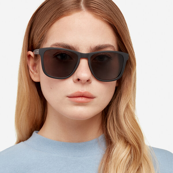 HAWKERS Zhanna Black Dark Polarized