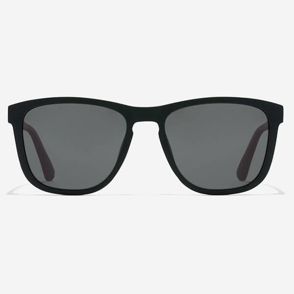 HAWKERS Zhanna Black Dark Polarized HAWKERS Zhanna Black Dark Polarized