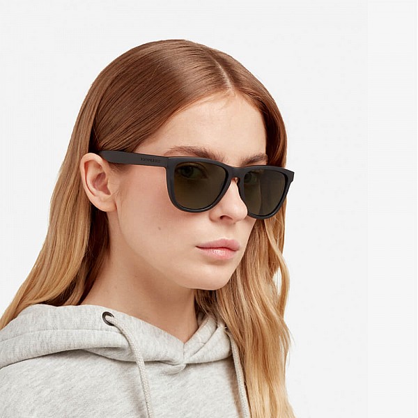 HAWKERS Carbon Black One Alligator / Polarized HAWKERS Carbon Black One Alligator / Polarized