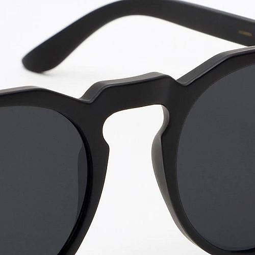 HAWKERS Carbon Black - Dark Warwick 