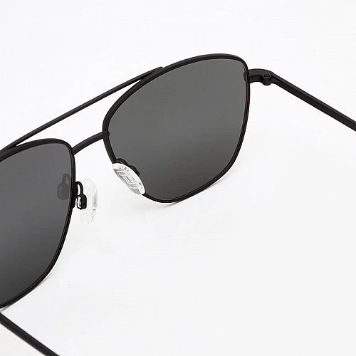 HAWKERS Black - Dark LAX HAWKERS Black - Dark LAX