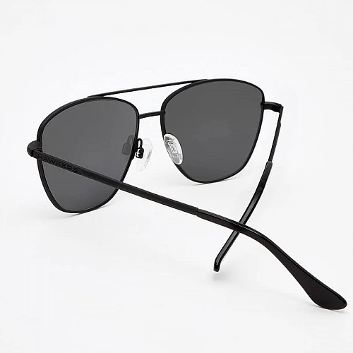 HAWKERS Black - Dark LAX HAWKERS Black - Dark LAX