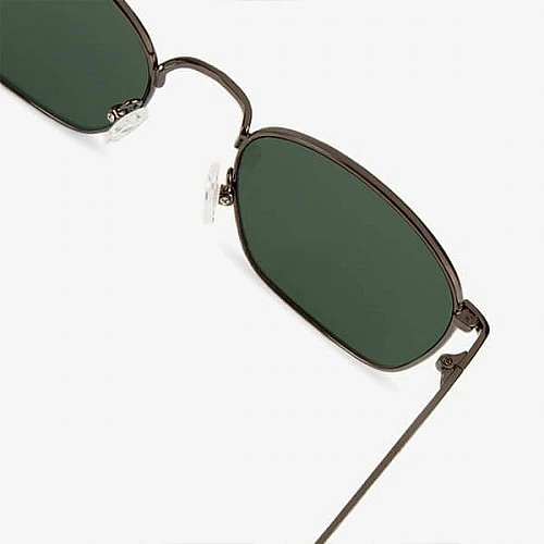 D.Franklin Classic Square Gunmetal  DFKSUN0444