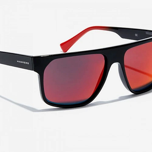 HAWKERS  Cheedo Diamond Black Ruby