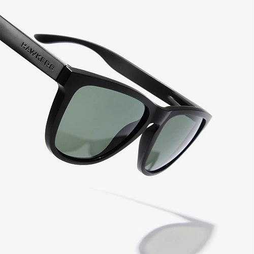 HAWKERS Carbon Black  One Alligator  / Polarized