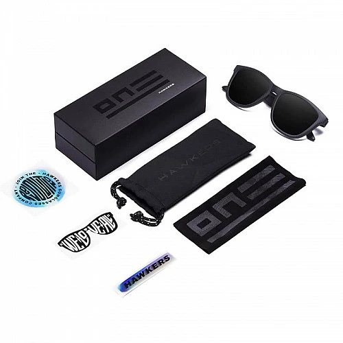 HAWKERS Feroe - Black Dark HAWKERS Feroe - Black Dark