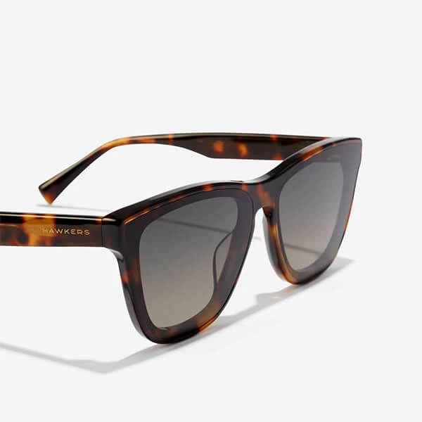 HAWKERS Downtown Tortoise